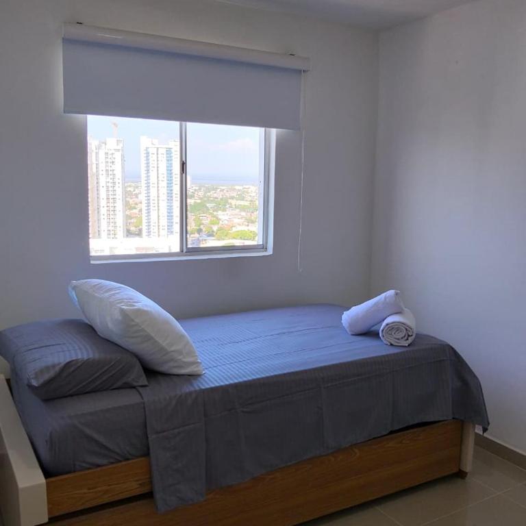 Apartamento en Torices Piso 25R - Cartagena - Playa cerca al Mar con piscina y Excelente vista - Two-Bedroom Apartment - 11