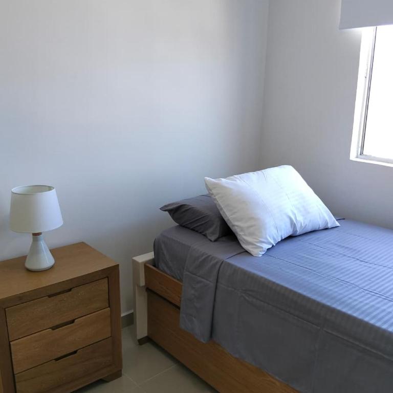 Apartamento en Torices Piso 25R - Cartagena - Playa cerca al Mar con piscina y Excelente vista - Two-Bedroom Apartment - 24