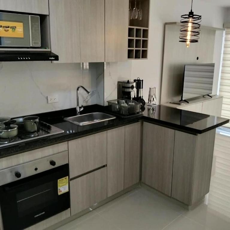 Apartamento en Torices Piso 25R - Cartagena - Playa cerca al Mar con piscina y Excelente vista - Two-Bedroom Apartment - 30