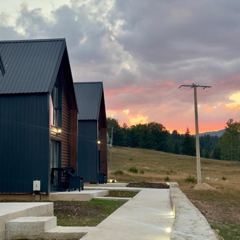 North Peaks - Two-Bedroom House - 13