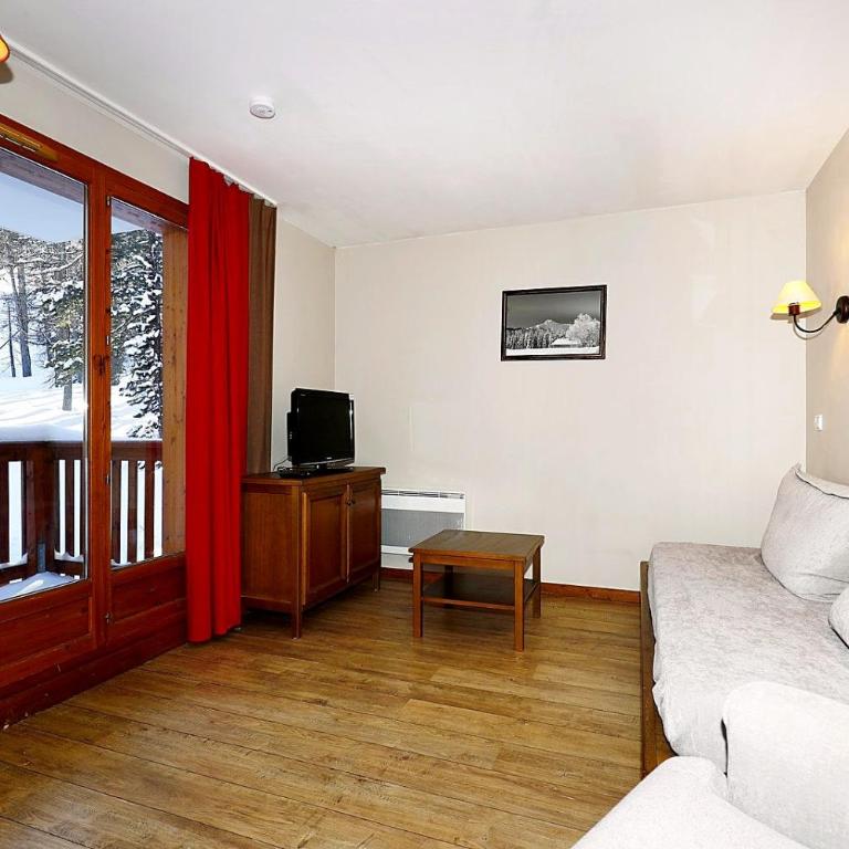 Albane Vars T2 skis aux pieds face aux pistes - Appartement 1 Chambre - 1