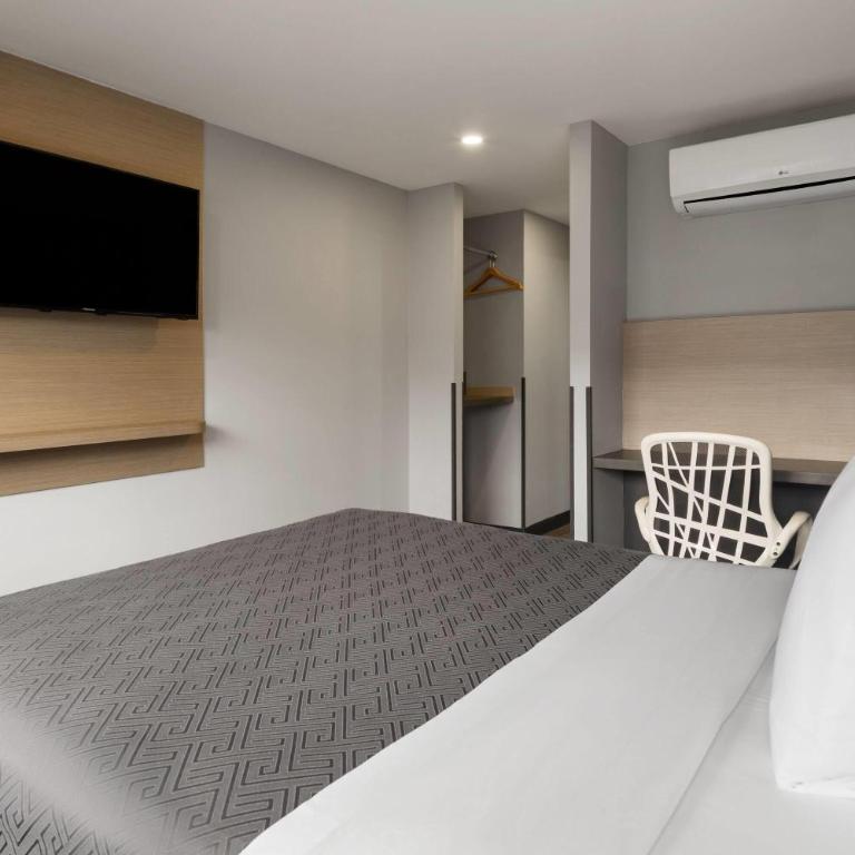 Hotel MX aeropuerto CDMX, Trademark Collection by Wyndham - Habitación - No fumadores - Cama grande - 3