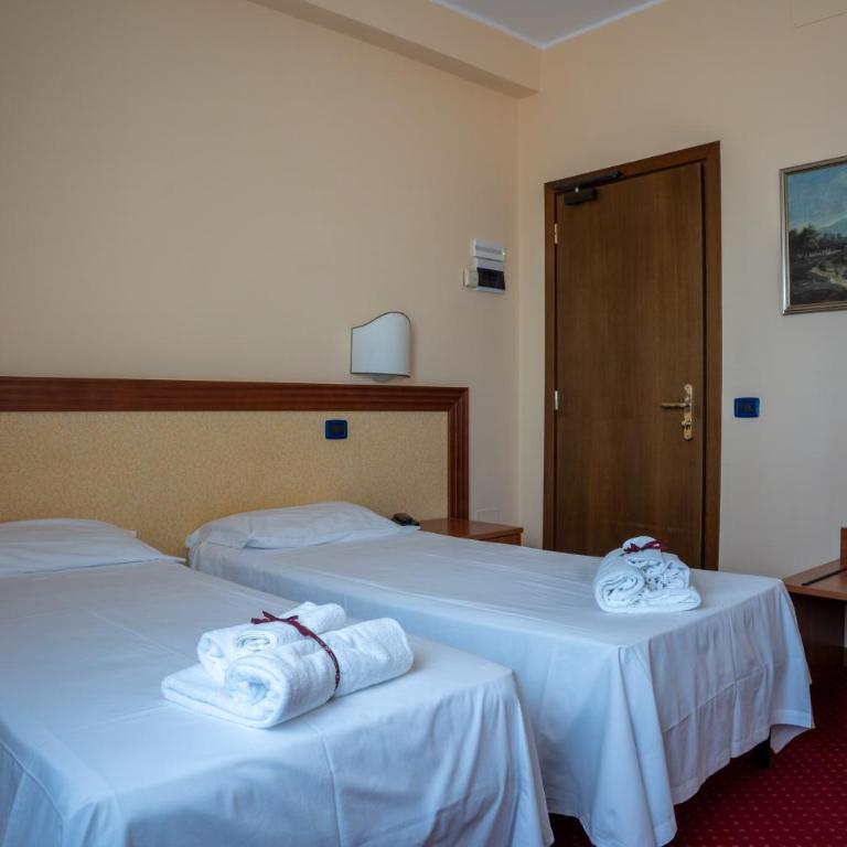 Hotel Italia & Lombardi - Standard Twin Room - 1