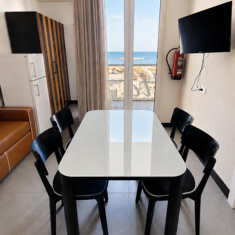 Appartamento indipendente con giardino, balcone vista mare - Apartamento de 2 dormitorios - 3