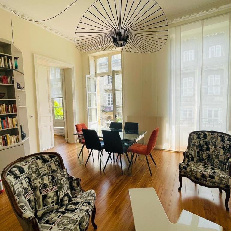 Magnifique Apt centre historique - Appartement - 10