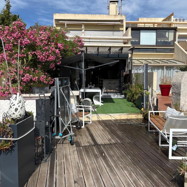 Marina tribu 6 - Two-Bedroom Apartment - 2