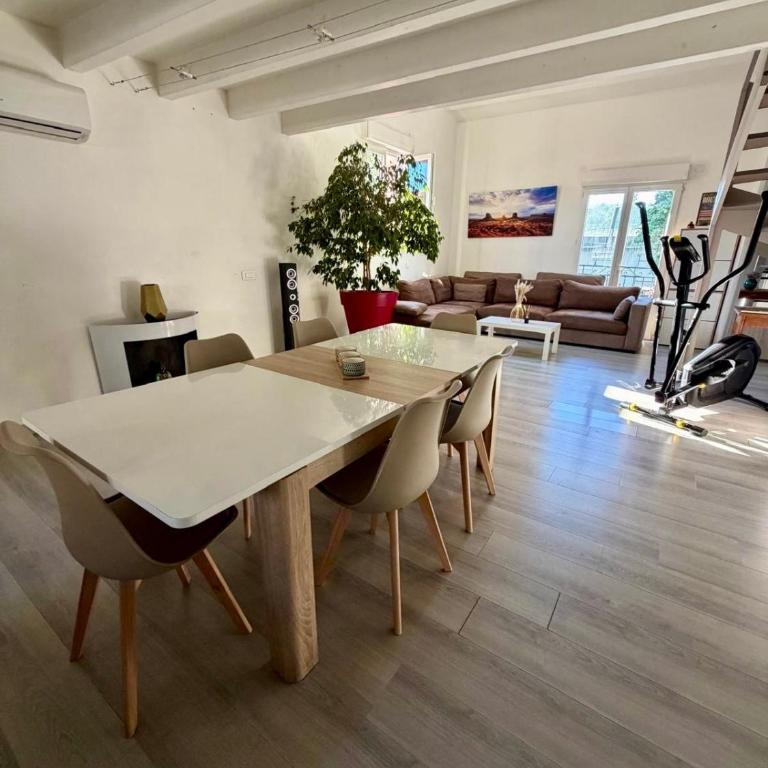 Large, bright loft with mezzanine - Appartement 1 Chambre - 13