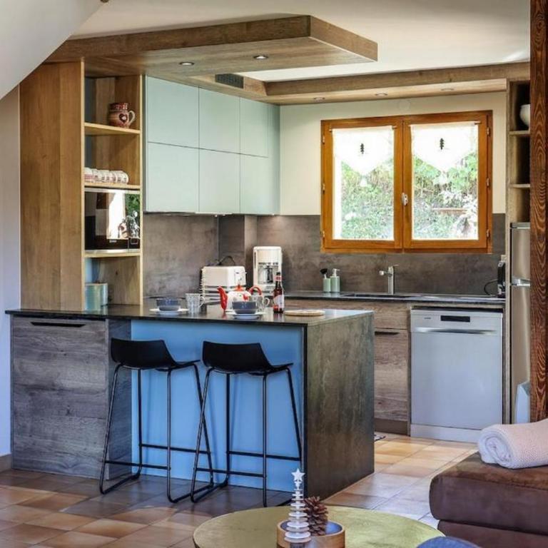 Chalet Puy-Saint-Vincent m from slopes - Vacation Home - 5