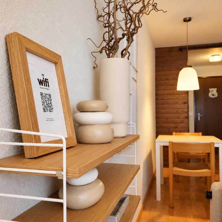 Cozy Alpine Studio in Leukerbad with Mountain View - Estudio con terraza - 5