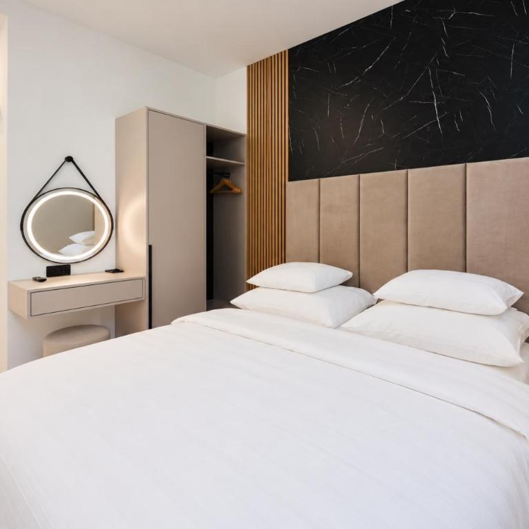 VELUNA One Hotel Salzburg - Großes Doppelzimmer - 4