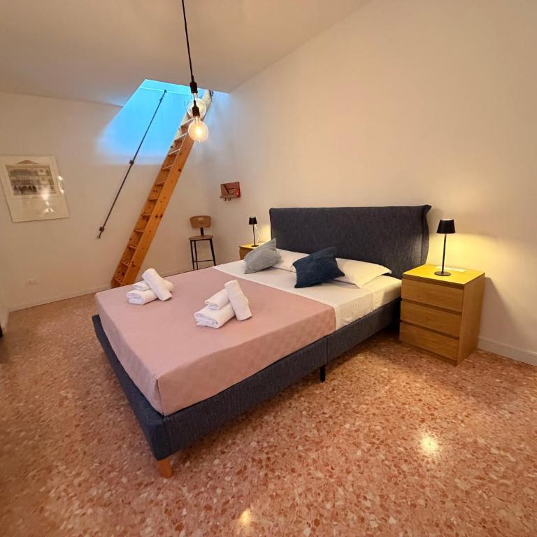 Venetian Casino Flats by Fenix - Two-Bedroom Apartment with Terrace - 20