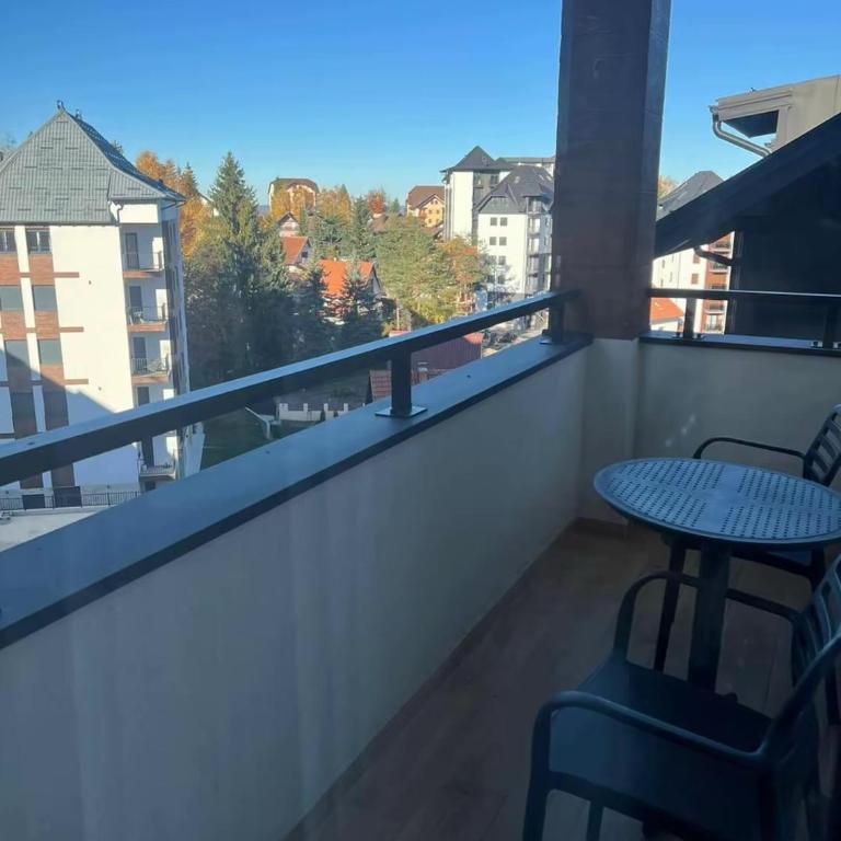 Apartman Vuki Zlatibor - Doppelzimmer mit Balkon - 6