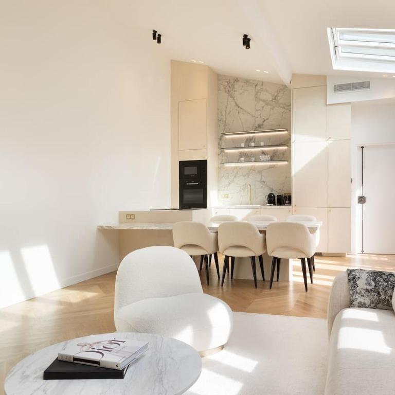The Colosseum Residence - Apartment - 14