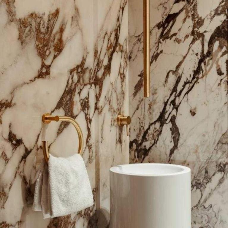 The Colosseum Residence - Apartment - 6