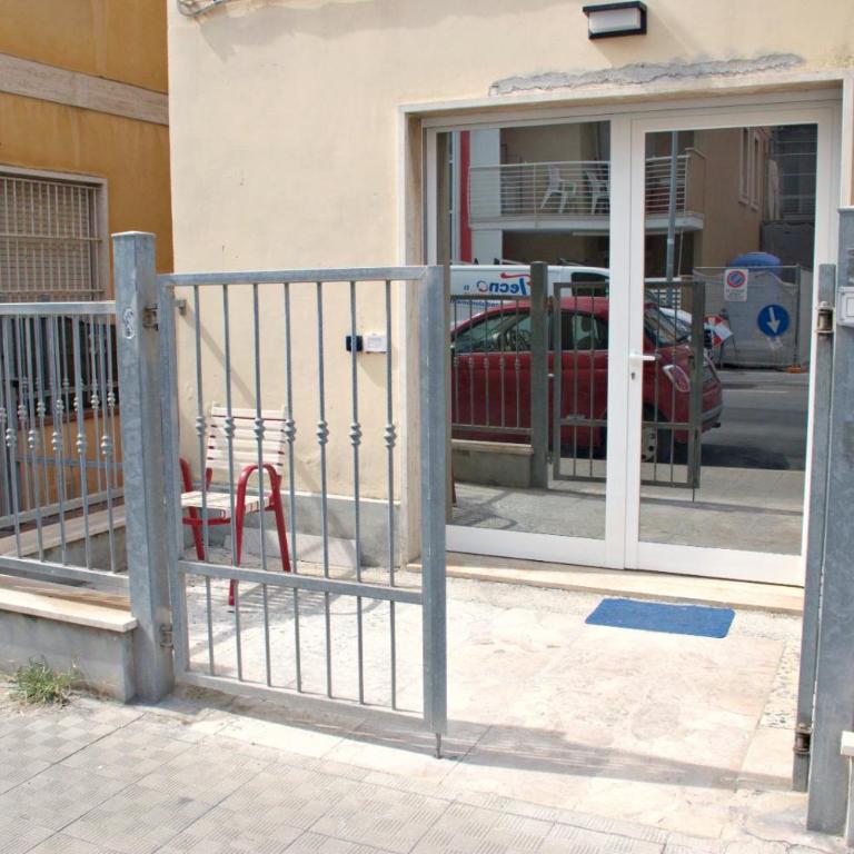 Quadrilocale ristrutturato a 30 m dal mare - Appartamento con 3 Camere da Letto - 17