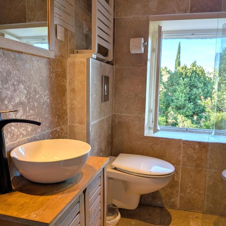 Le mas des Lilas - Appartement - Vue sur Piscine - 30