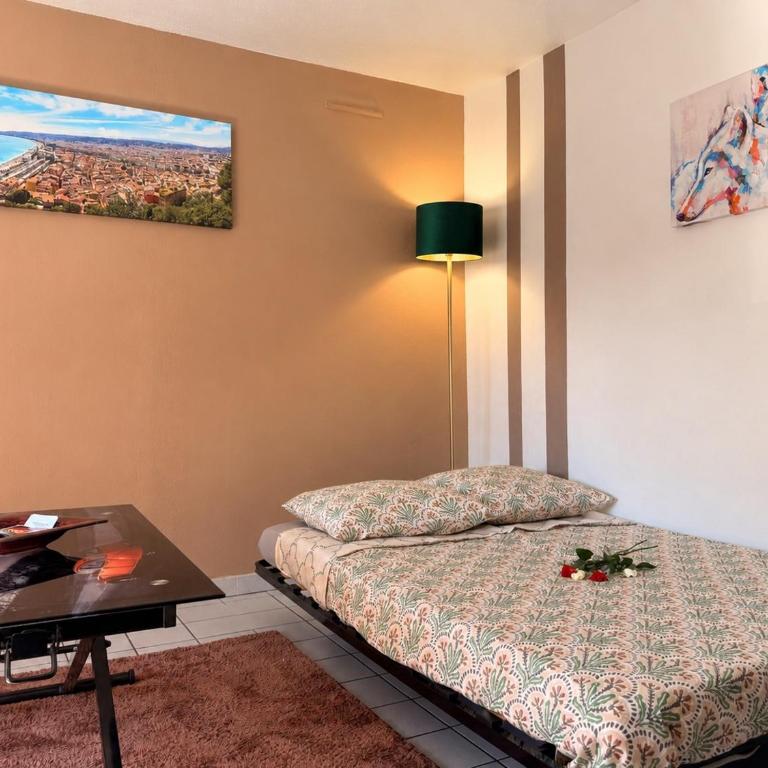 Joelle & Marc Nice 2 bedrooms apartment, near beach, AC, parking lot - Appartement 1 Chambre - 39