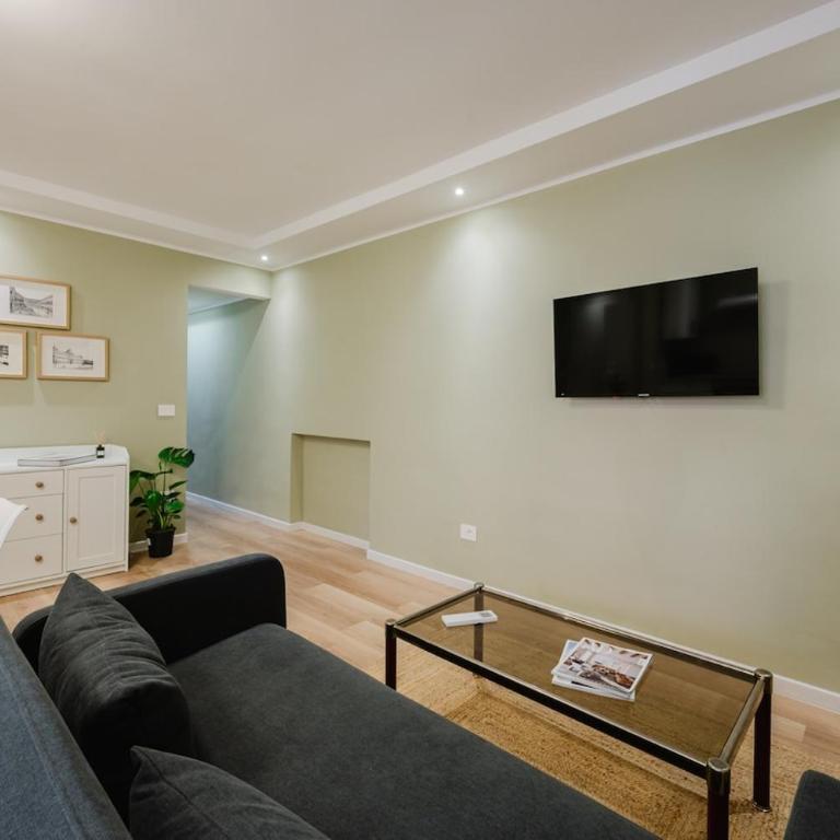 Sage & Honey 5 Guests 200m AC Station Each Room - Two-Bedroom Apartment - 10