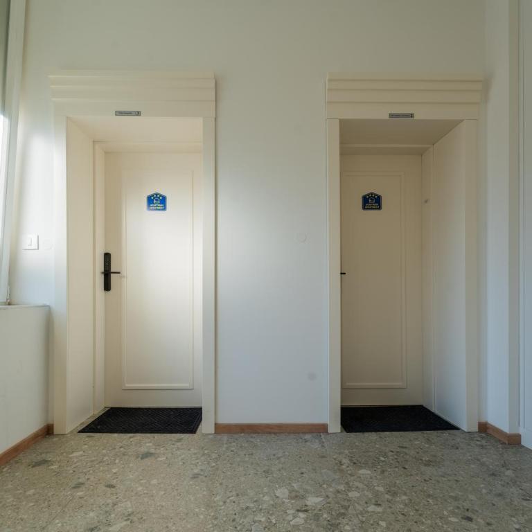 Nude Apartments City Center - Porodični Apartman s 1 Spavaćom Sobom - 24