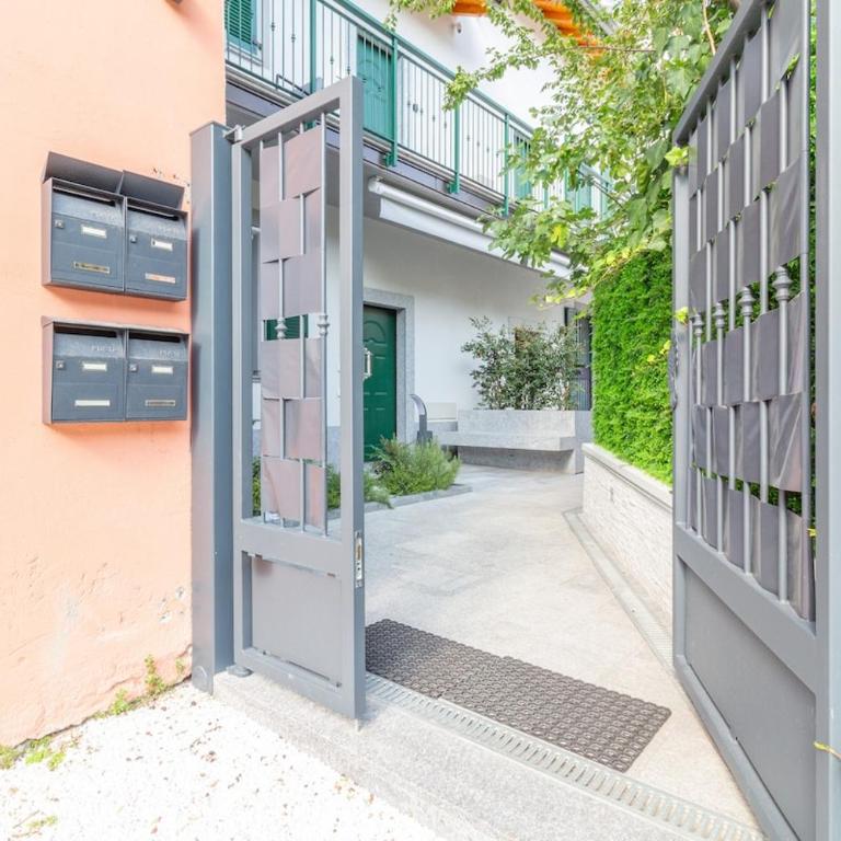 Casa Ivy - Design & Privacy near Station and City Center - Monolocale con Balcone - 3