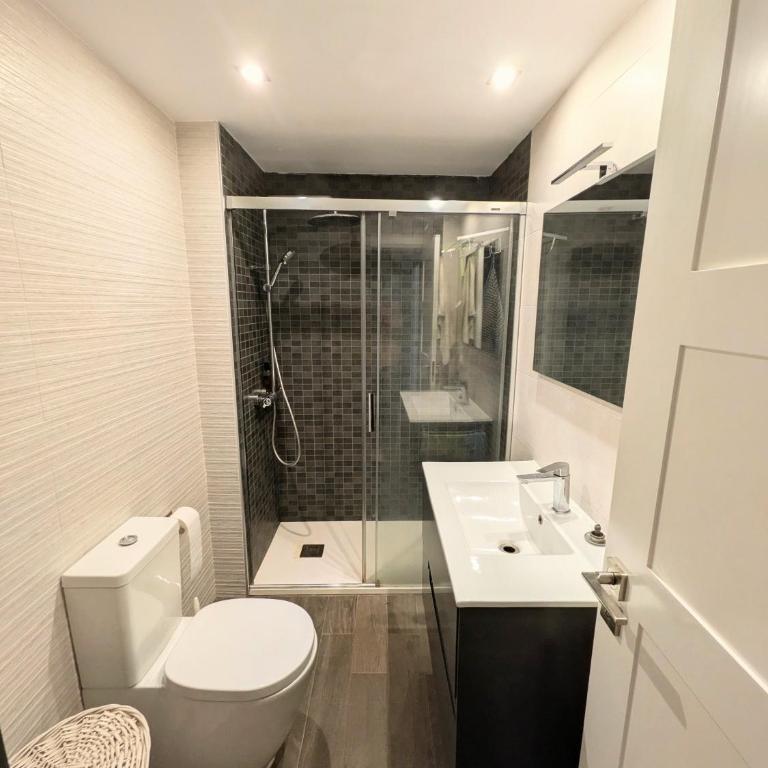 Apartamento Centro Granada - Two-Bedroom Apartment - 12