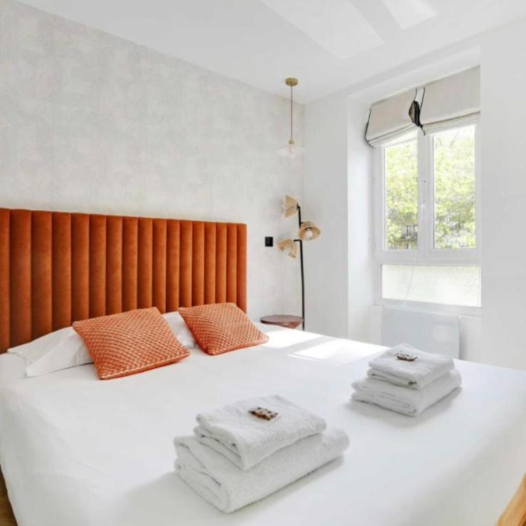 Beautiful - apartment near Bastille L001 - Apartment - 1
