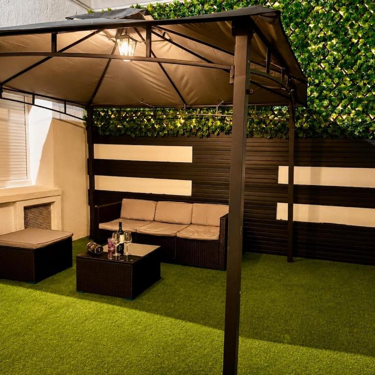 Elegant Apartment with shared courtyard-center - Appartement 1 Chambre - 10