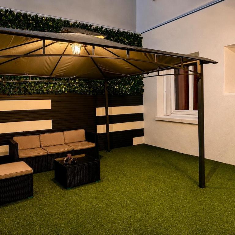 Elegant Apartment with shared courtyard-center - Appartement 1 Chambre - 12