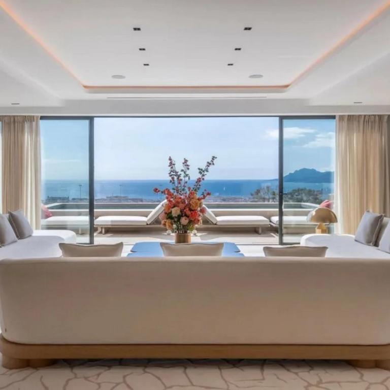 AntibesLuxuriousResidence - Villa avec Piscine Privée - 10
