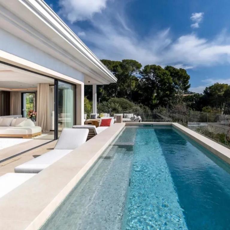 AntibesLuxuriousResidence - Villa avec Piscine Privée - 39