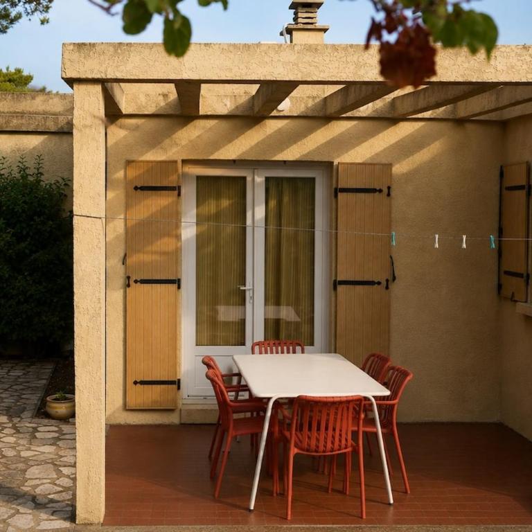 Maison avec terrasse et jardin à 10' de la plage - Maison 1 Chambre - 22