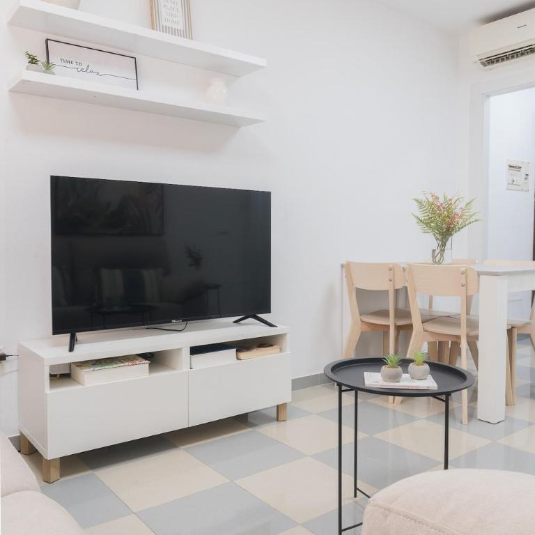 Seaside promenade 40 seconds away on foot - Apartamento de 1 dormitorio - 28