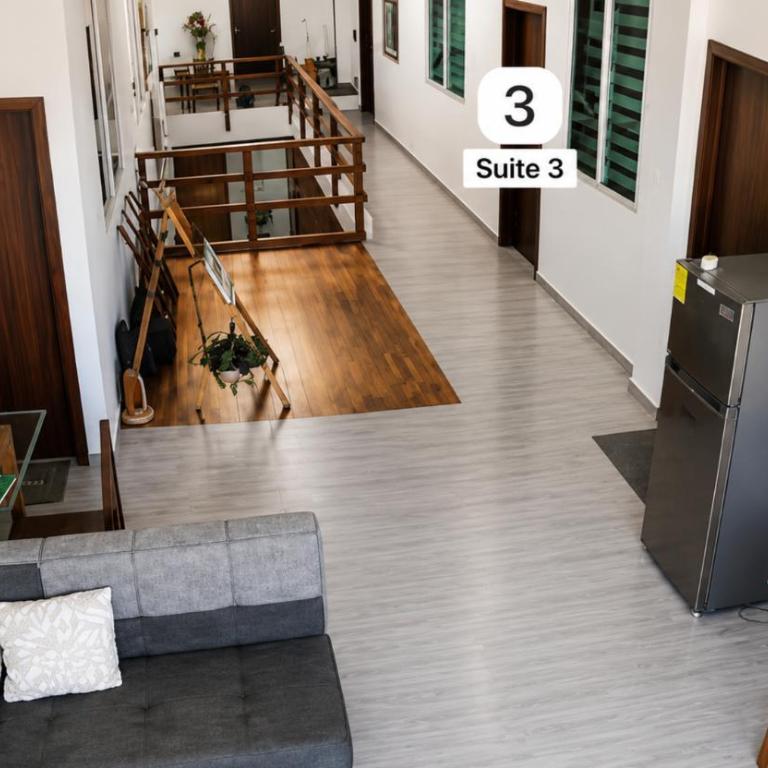 Two Comfortable and Central Suites in Puerto Ayora - Apartamento de 1 dormitorio - 2