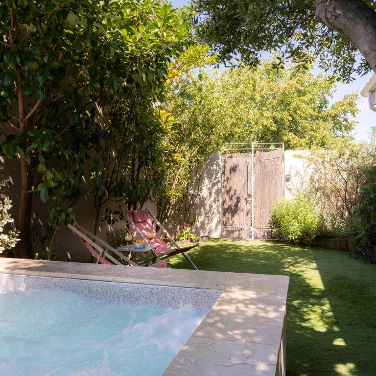 Studio Piscine Balnéo Chauffée - Casa con 1 dormitorio - 42