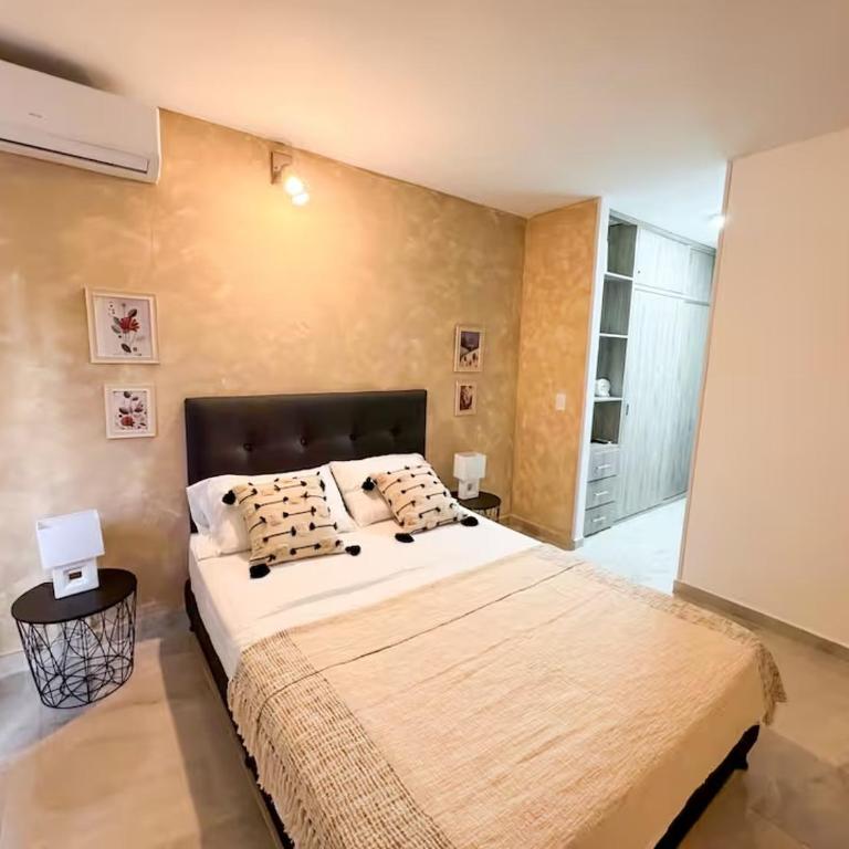 Apto Moderno 2 Hab con AC y Excelente Ubicación - Two-Bedroom Apartment - 15