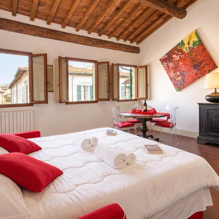 Santa Croce Suite View Apartment - Two-Bedroom Apartment with Balcony - 23