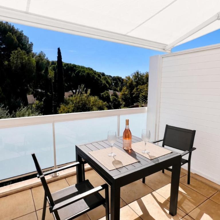 Les Meridiennes, Terrasse, Plages à 5mn et parking privé - Apartamento de 1 dormitorio con terraza - 1