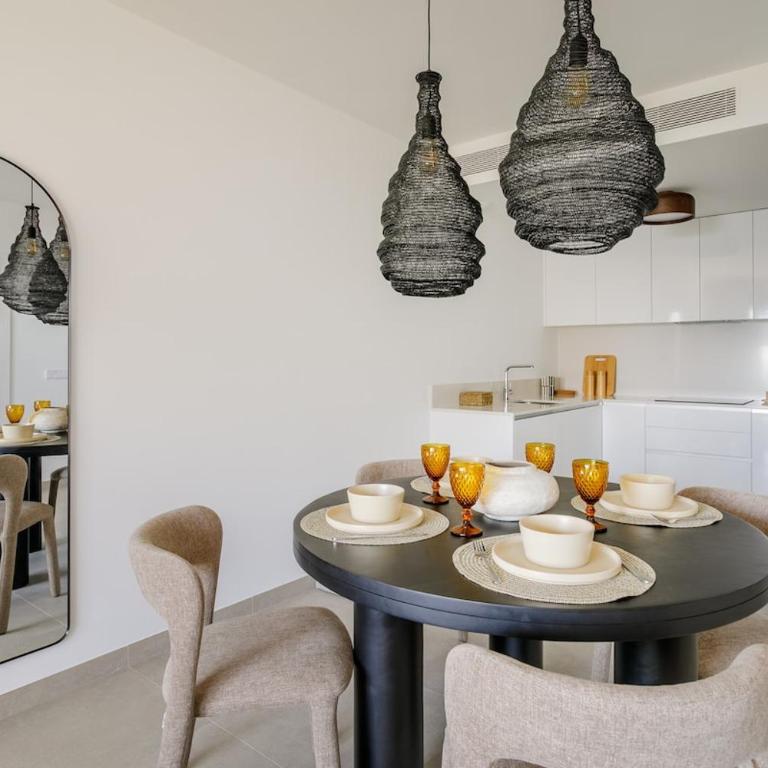 15 min airport, Pool, Garage, Sea view, AC - Apartamento de 2 dormitorios - 8