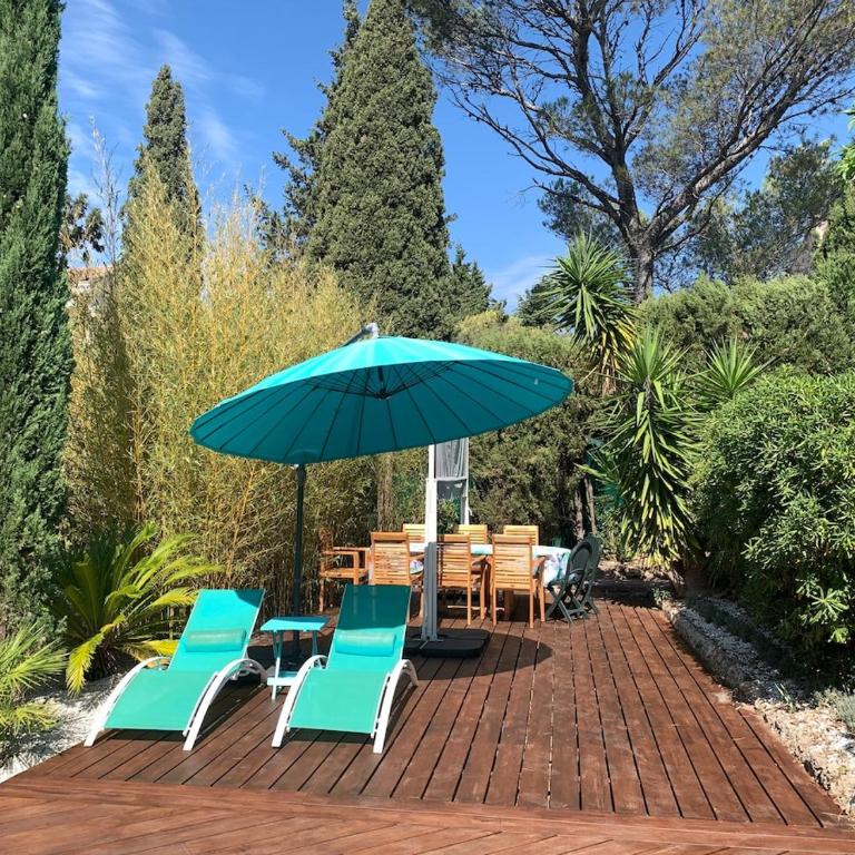 Villa 10 mn on foot from beaches, TGV station and city center with swimming pool - Villa - 39