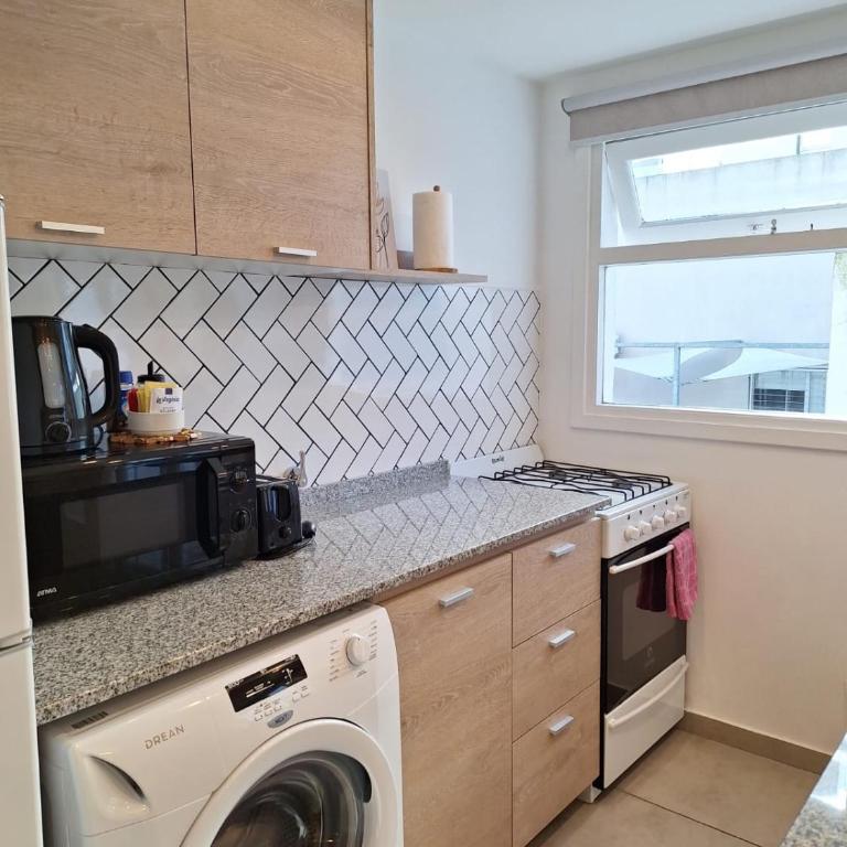 Precioso departamento zona Güemes - One-Bedroom Apartment - 11