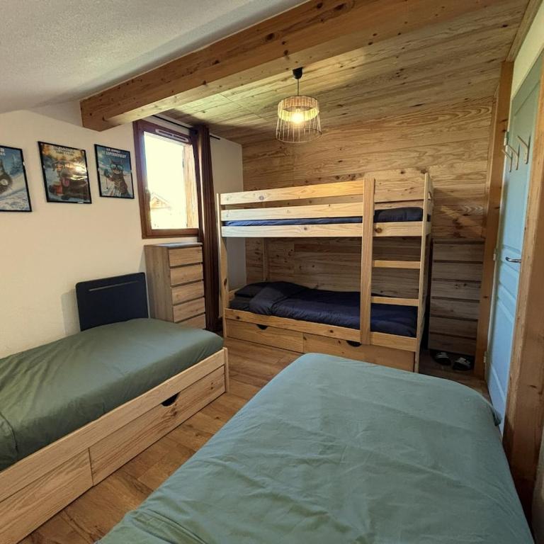 Demi Chalet avec vue sur les pistes - Chalet 2 Chambres - 10