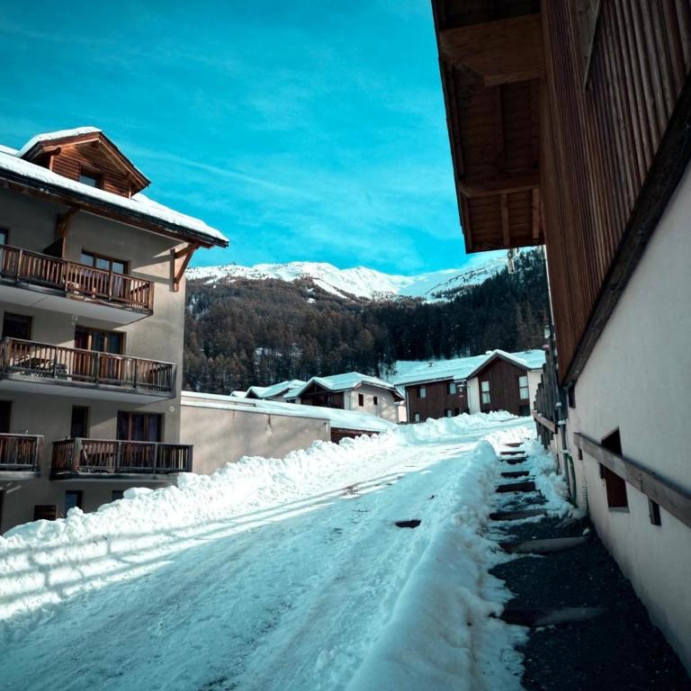 Le Refuge de la Combe d'Or, Fully south facing Swimming pool Spa - Apartamento de 2 dormitorios - 10