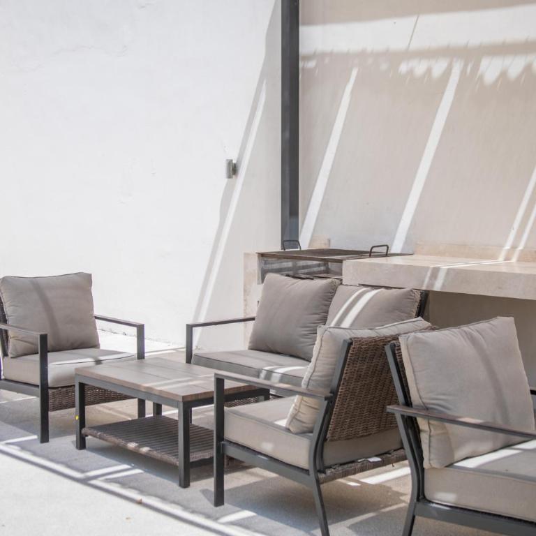 Modern Studio 3 blocks away from the marina King bed and pool - Apartamento de 1 dormitorio - 22