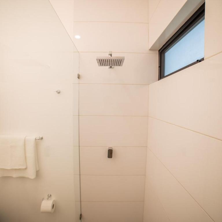 Modern Studio 3 blocks away from the marina King bed and pool - Apartamento de 1 dormitorio - 28