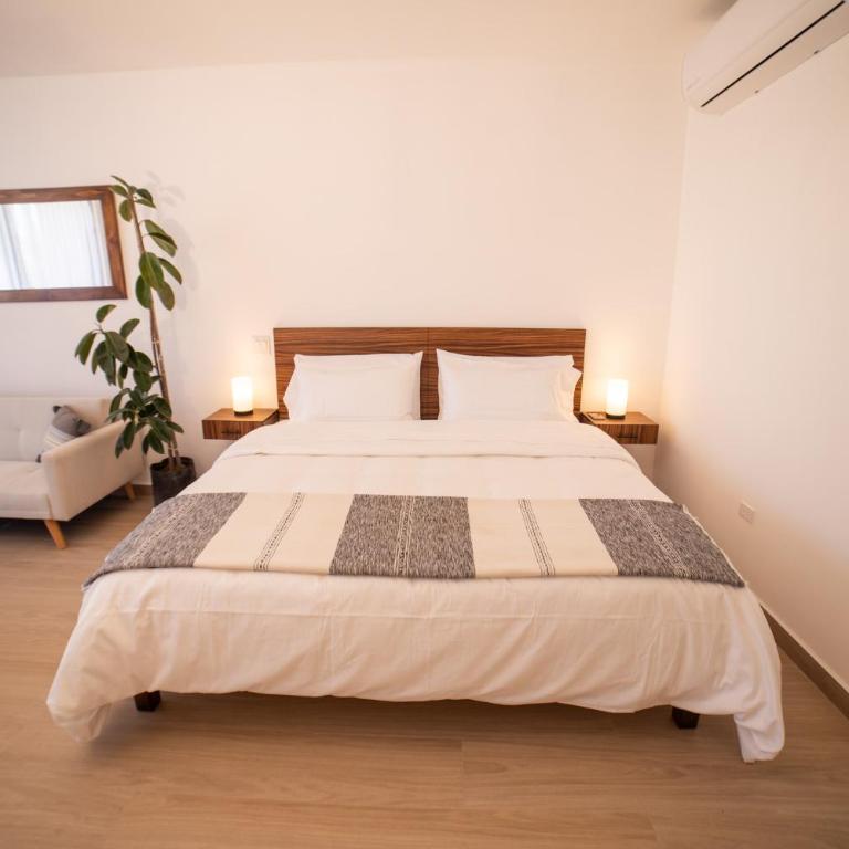 Modern Studio 3 blocks away from the marina King bed and pool - Apartamento de 1 dormitorio - 40