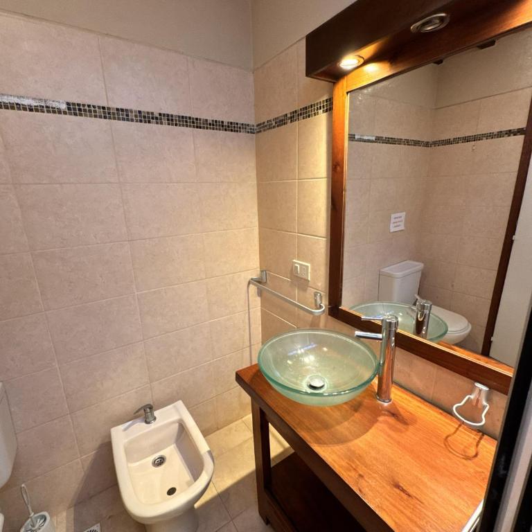 Casas alquiler barrio Los angeles - Two-Bedroom House - 4