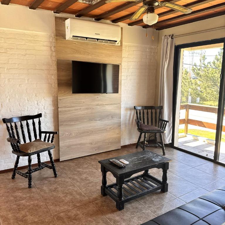 Casas alquiler barrio Los angeles - Two-Bedroom House - 10