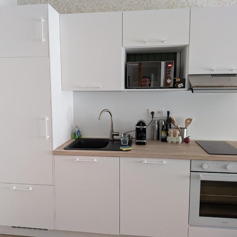 MAISON GERMÈS - CHEZ HARRY - Parking à proximité - Appartement 3 Chambres - 28