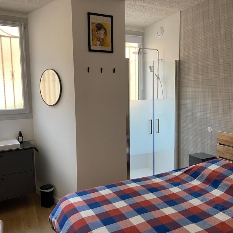 MAISON GERMÈS - CHEZ HARRY - Parking à proximité - Appartement 3 Chambres - 47