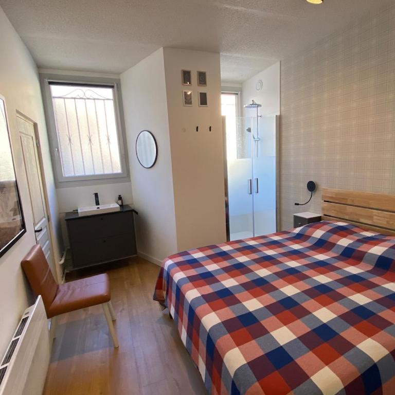 MAISON GERMÈS - CHEZ HARRY - Parking à proximité - Appartement 3 Chambres - 55